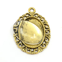 Alloy Silver or Gold Photo frame Pendant | Fashion Jewellery Outlet | Fashion Jewellery Outlet