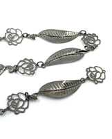 Flower and leaf link chain 