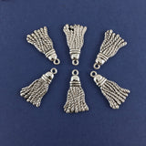 Alloy Silver Charm, 20mm Tassel Charm | Fashion Jewellery Outlet | Fashion Jewellery Outlet