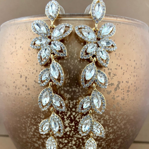 Designer earrings best sale outlet