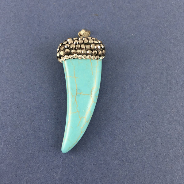 Blue Howlite Horn Pendant | Fashion Jewellery Outlet | Fashion Jewellery Outlet