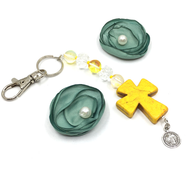 Yellow Howlite Keychain with Cross Charm | Fashion Jewellery Outlet | Fashion Jewellery Outlet
