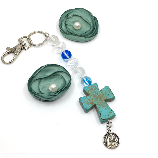 Blue Howlite Keychain with Cross Charm | Fashion Jewellery Outlet | Fashion Jewellery Outlet