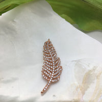 Leaf CZ Pave Connector with clear/gold cubic zirconia | Fashion Jewellery Outlet | Fashion Jewellery Outlet