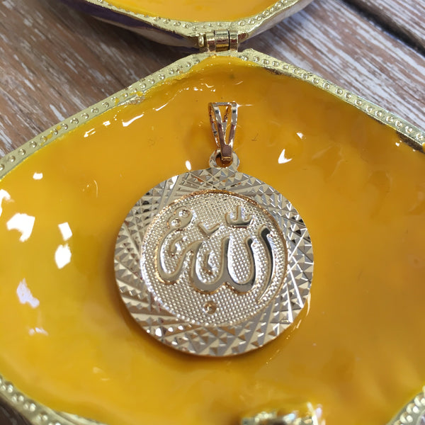 Allah 18k gold plated diamond cut Brass Charm Pendant | Fashion Jewellery Outlet | Fashion Jewellery Outlet