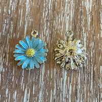 Alloy Sun flower Charm, Yoga charm, Daisy Charm  | Fashion Jewellery Outlet | Fashion Jewellery Outlet